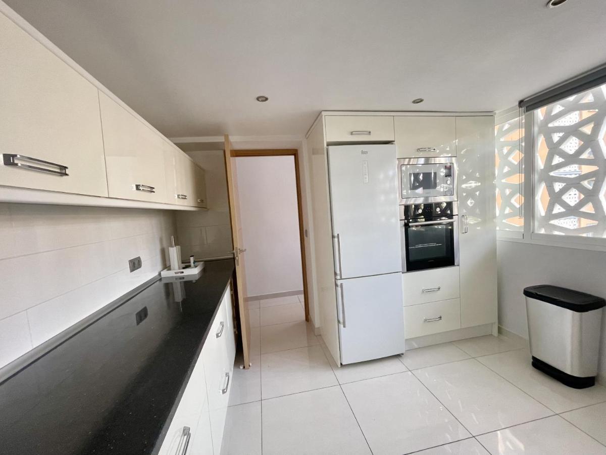 Torre Colon Apartment เบนิดอร์ม ภายนอก รูปภาพ